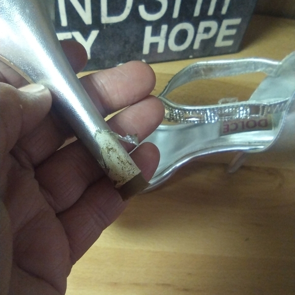 Women's Dolce by Mojo Moxy Silver Jeweled High High Heel Shoes Rhinstones Size 8 - Picture 9 of 10